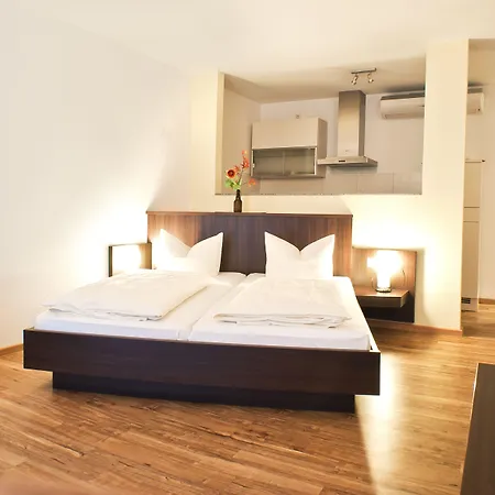 Aparthotel Serviced Apartments Kurpfalzhof Oftersheim