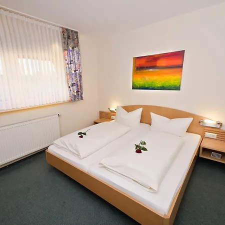 Apart-hotel Serviced Kurpfalzhof Oftersheim