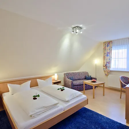 Apart-hotel Serviced Kurpfalzhof Oftersheim